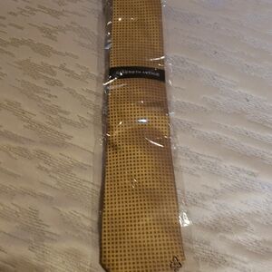 Saks Fifth Avenue Gold Patterned Tie